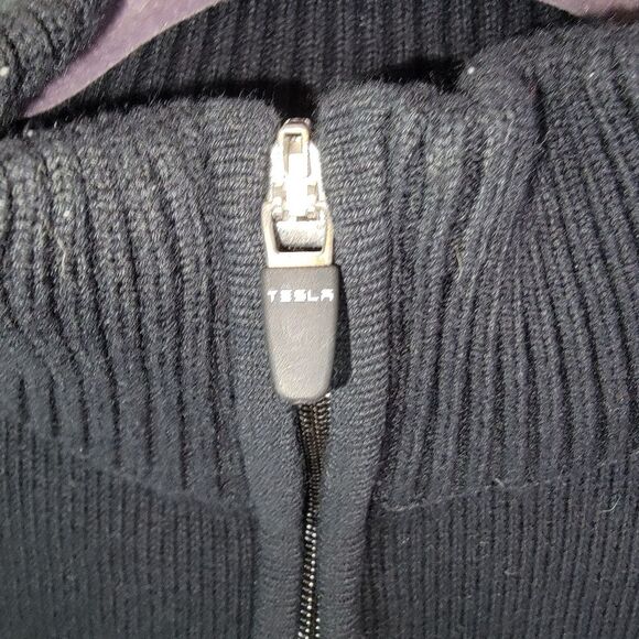 Tesla black quarter zip pull over men's sweater size Small - Picture 4 of 6